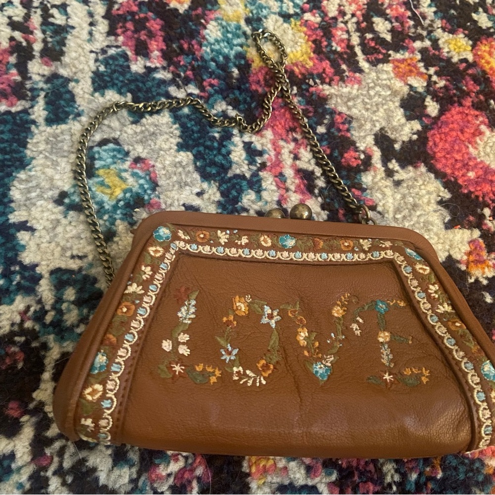 Isabella Fiore Love clutch